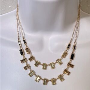 Unbranded- Elegant Gold and Black Necklace
